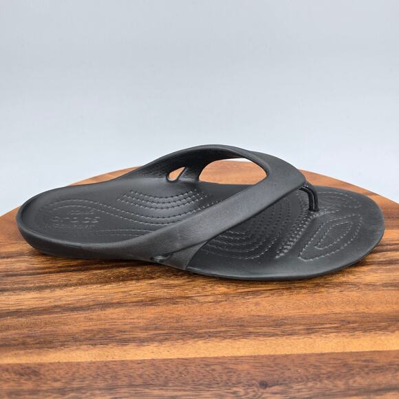Crocs Kadee II Sandals Shoes Womens 8 Black Thong Lightweight Comfort Flip Flops - Picture 1 of 7